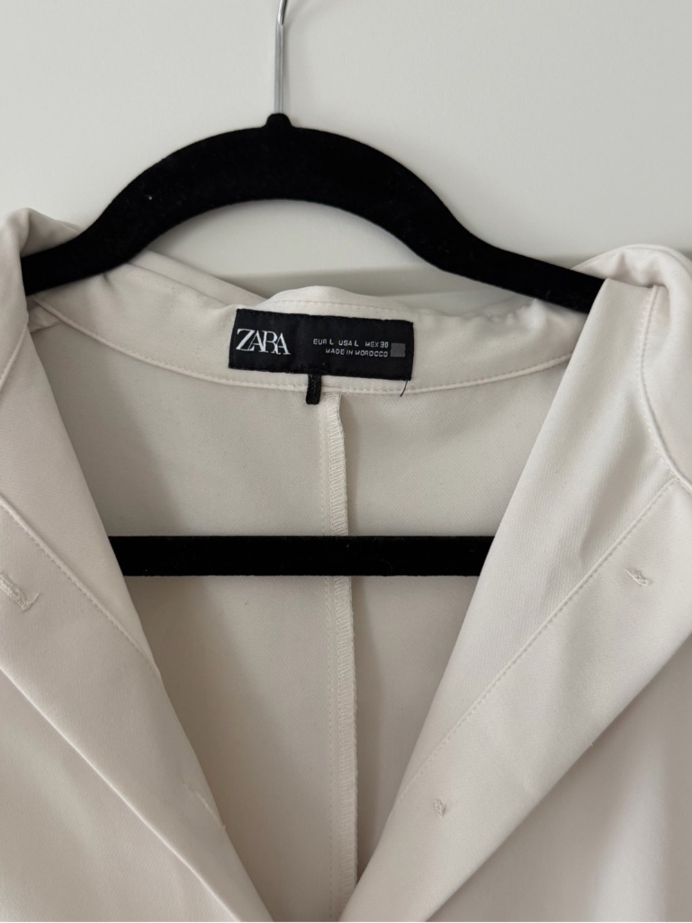 Zara Cream Collared Blouse - Picture 3 of 4
